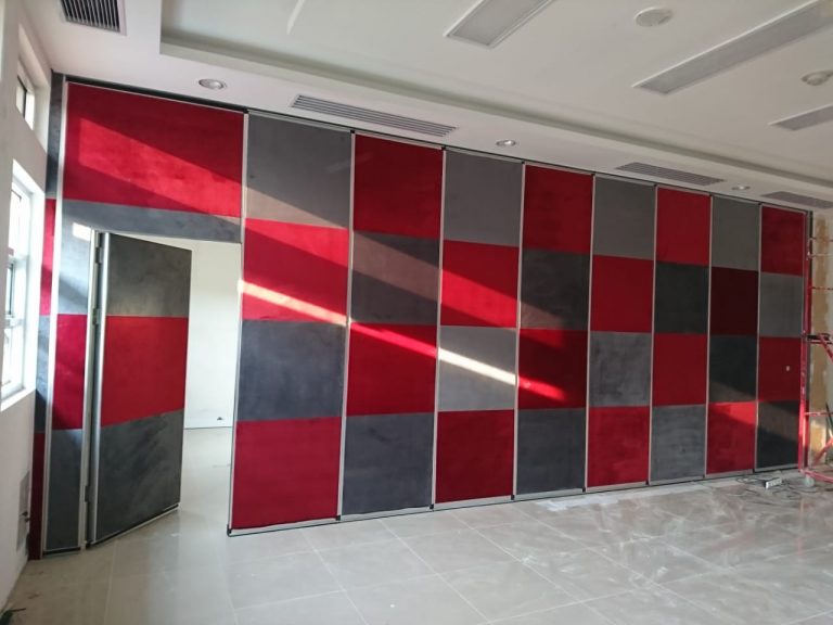 Partisi Movable Wall